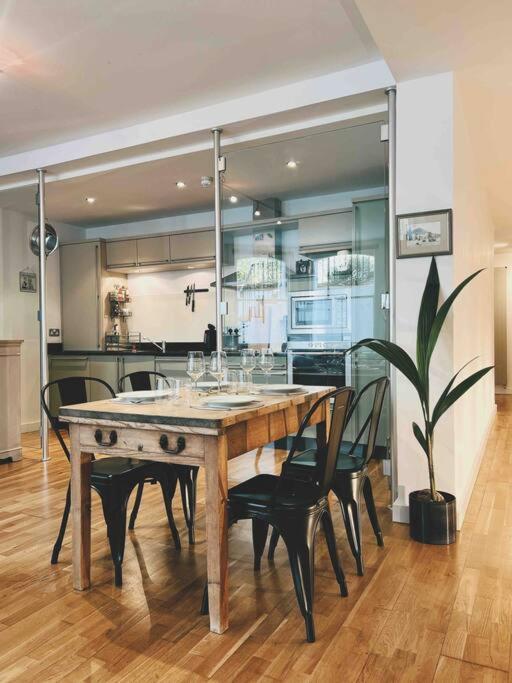 Stunning Victorian Mansion Apartment - Hosted By Agf Property - Free Parking Upon Request Hove Buitenkant foto